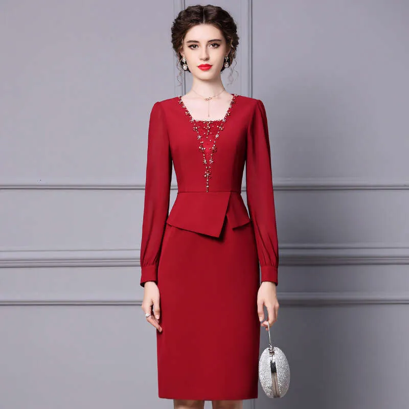 knee length classy red dress MISSKY Casual Dress for Women, 3 4 Long Sleeve Pocket Knee Length Loose  Swing Dress(XXL,Wine) at Amazon Women's Clothing store