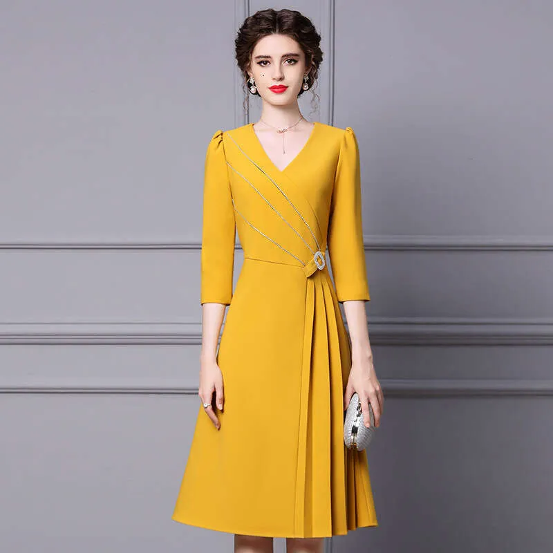 Seven-Quarter Sleeve V-Neck Evening Dress Seven-Quarter Sleeve V-Neck Evening Dress