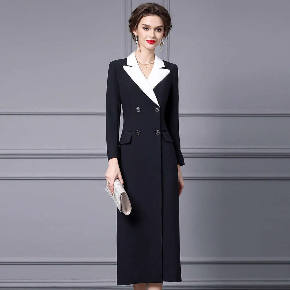 Women's Black Knee-Length Coat with White Collar and Cuffs - Professional and Elegant Style for Formal or Business Occasions