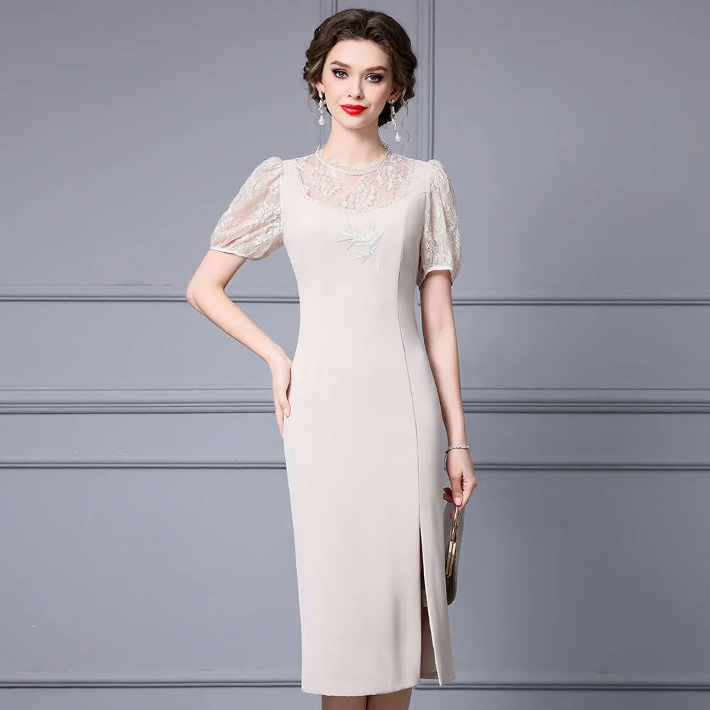 Smart Mature Elegant Feminine Hip Hugging Skirt Heavy Embroidery Lace  Patchwork Dress Medium To Long 2024 Summer Short Pregnant Womens Dress BOHO  DRESS From Clothing959421, $74.52 | DHgate.Com