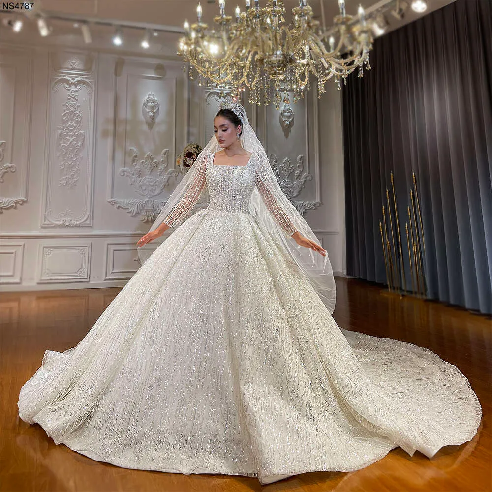 Vestido De Novia De Cuello Cuadrado De Encaje Amanda Novias