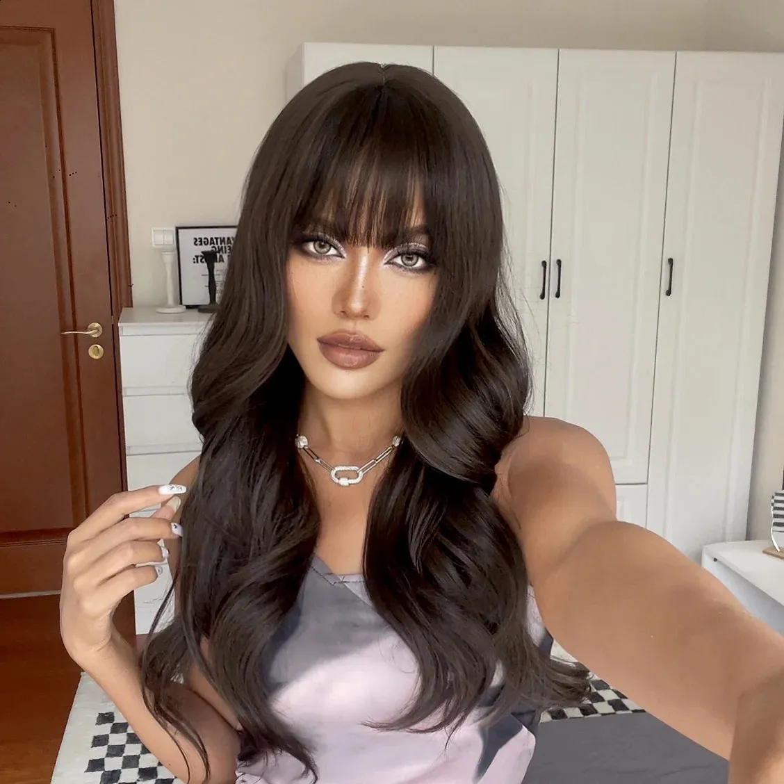 前髪付きロング ブラウン ウェーブのかかった合成ウィッグ 耐熱性