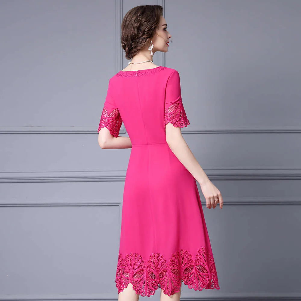 Exquisite Hollow Embroidery 2024 New Mature And Noble Temperament V Neck  High Waist Slimming Dress Summer Self Cultivation Novelty Short Loose BOHO  DRESS From Clothing959421, $93.53