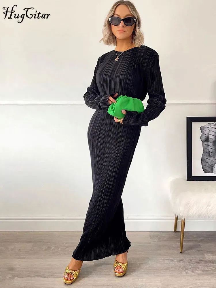 Hugcitar Women's Elegant Ribbed Black Ribbed Maxi Dress - Solid O Neck, Long Sleeves, Sexy Bodycon Style for Prom, Evening, Birthday Party, Y2k -