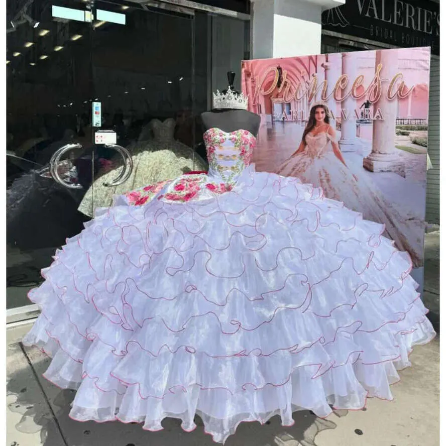 white with pink quinceanera dresses Wholesale Mumuleo Pink on White Quinceanera Dresses Vestidos de Quinceaera 15 Lila de Fiesta weet 16 Dresses 2025 Aos Economicos,2 Pieces