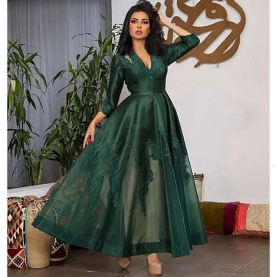 green emerald velvet dress HAZELLE V NECK PUFF SLEEVE LACE MAXI DRESS main image 1