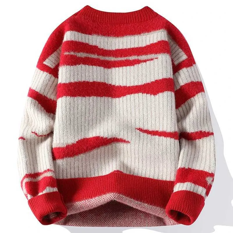 New Men's Gradient O-neck Sweater New Men's Gradient O-neck Sweater