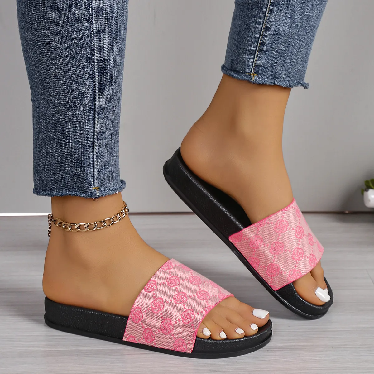 Ciabatte da spiaggia aperte in punta da donna con plateau, taglie forti 36-43, spedizione gratuita._voghion.com
