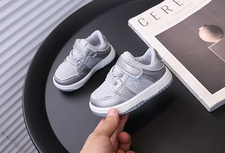 Zapatillas Con Luces Para Niños – Modelo Degradado Con Cordones, Suela Suave Y Cómoda, Ideales Para 1 A 6 Años, Perfectas Para Regalar