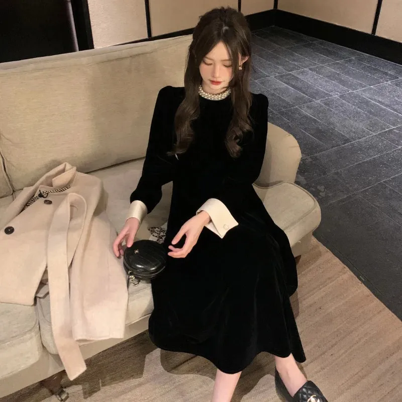 audrey hepburn inspired black dress Breakfast at Tiffany's main image 0