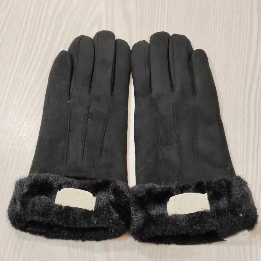Gants de créateur Gants d'hiver en cuir pour femmes Écran tactile en peluche pour cyclisme avec bout des doigts en peau de mouton isolé chaud Gants_voghion.com