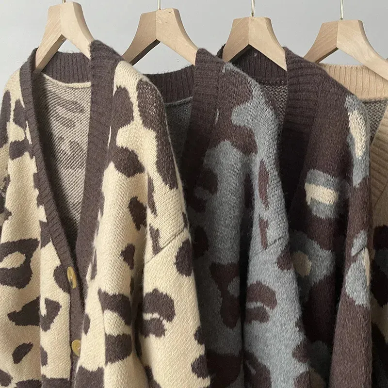トップス LEOPARD HEAVY MOHAIR CARDIGAN OPICLOTH Leopard Mohair V-Neck Cardigan