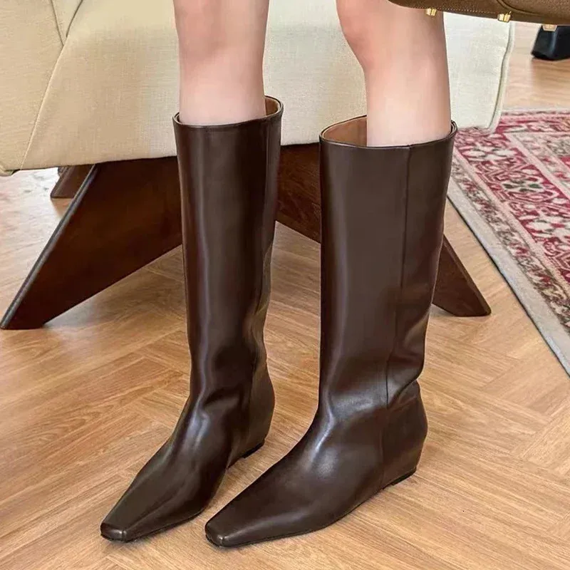 chinese dress ladies Comfortable Stitching Lace-up Flat Boots — Obiono