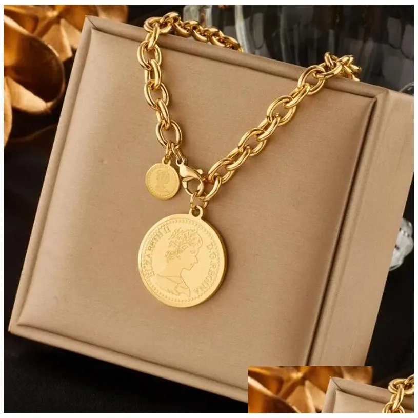ネックレス・ペンダント Patou Gold Brass Coin Necklace Patou Coin Pendant Gold-plated Brass Necklace Accessories In