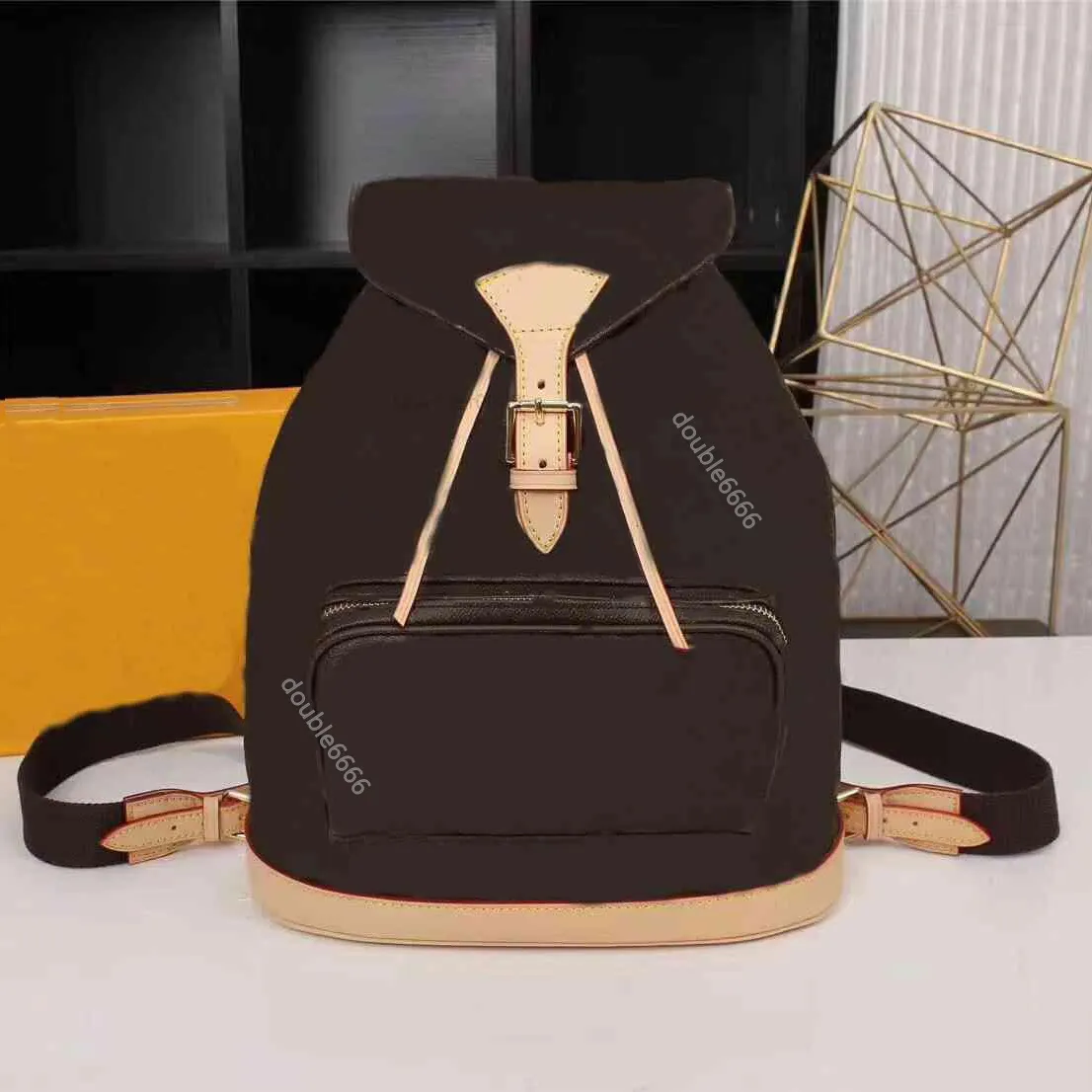 Premium Leather Backpack Handbag Stylish Women's Tote Bag for Everyday  Shop Now!