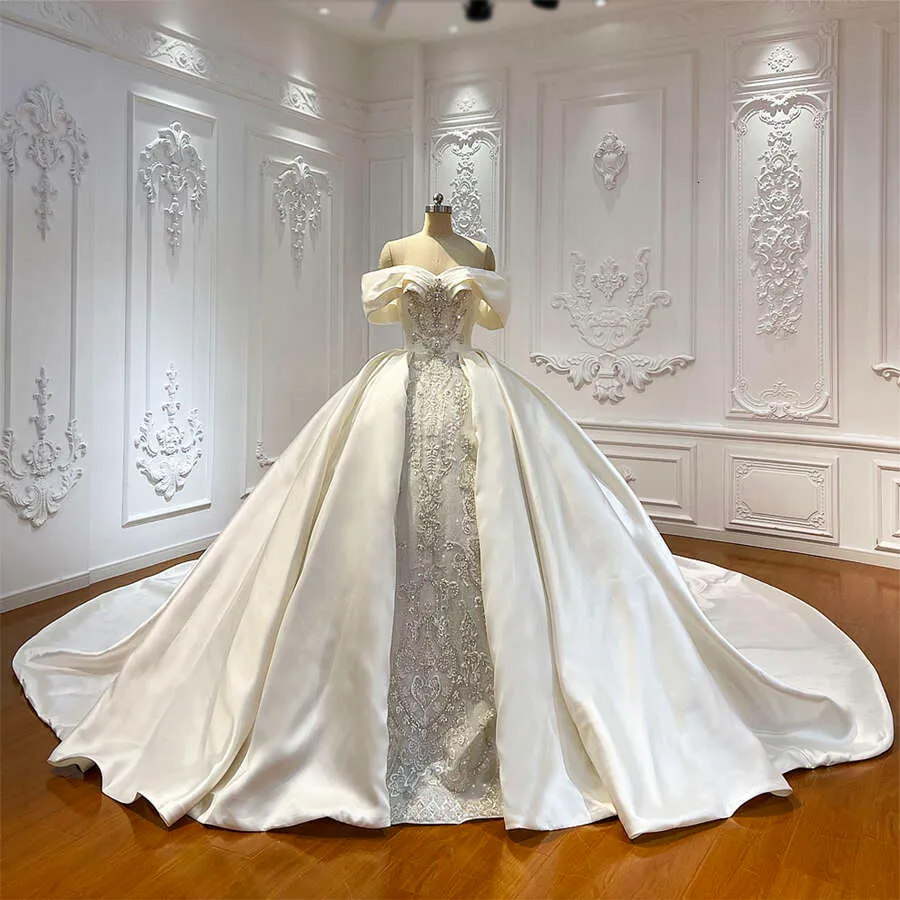 Vestido De Novia De Vestidos De Pelota De Hombro: Vestido De Novia