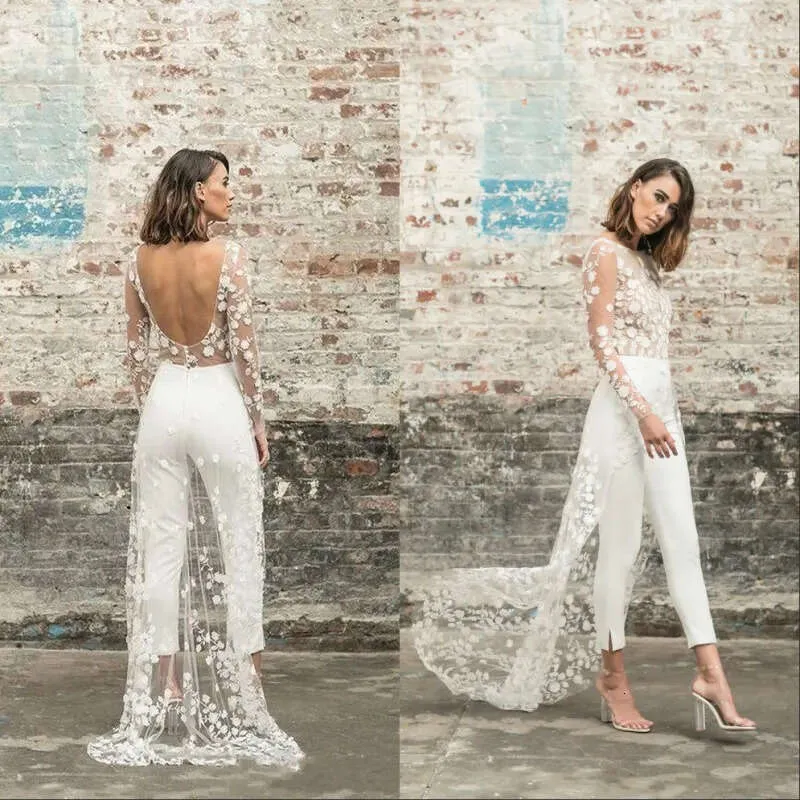 White Lace Backless Beach Wedding Jumpsuit Long Sleeve Ankle Length Bridal Outfit for Summer Bride 2024