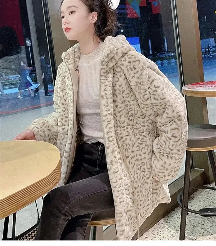 1143 Szzoqdz Women French Style Vintage Leopard Print Wool Soft Winter Warm Amazon.com: chouyatou Women main image 4