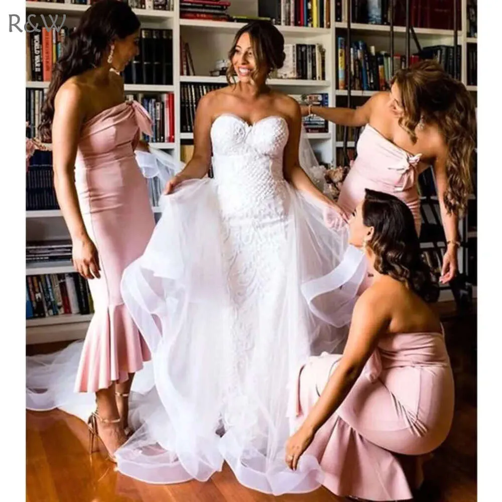 Custom-made Sweetheart Mermaid bridesmaid in Light...