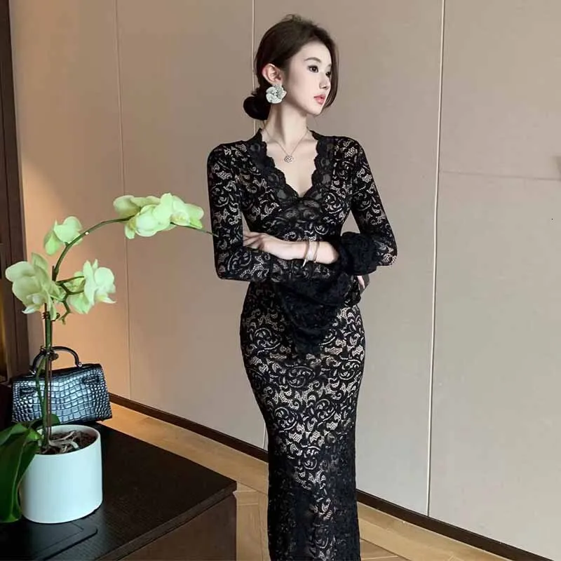 Women's Lace Dress: Hollowed Out, Black, Form-FittingProduct Title: 2024 Women's Clothing: Wholesale European, American, and Southeast Asian Trendy