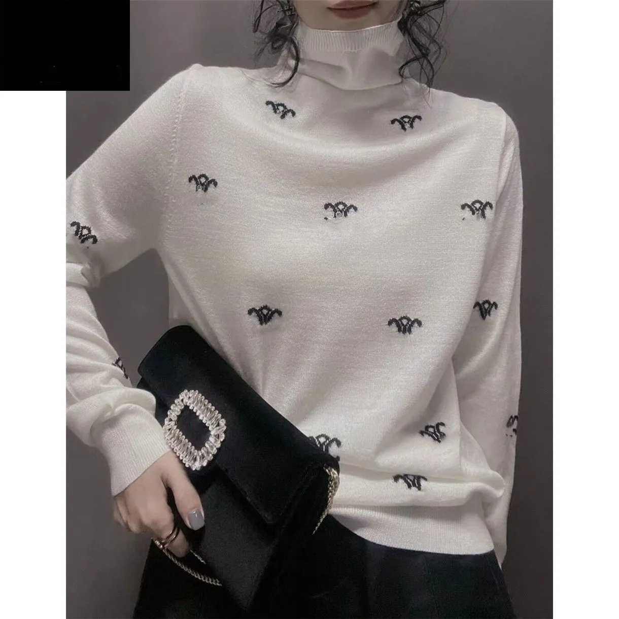 Autumn and Spring Arrival Cartoon Swans Pattern Long Sleeves Pullover with Tulle Decoration for Stylish Girls
