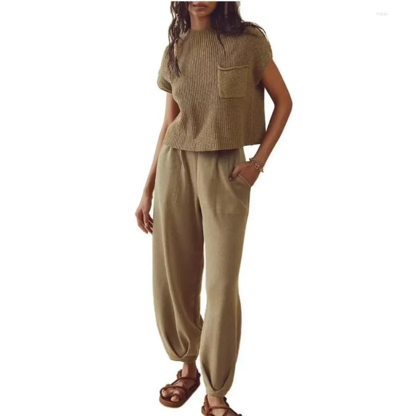 Pantalon deux pièces pour femmes, survêtement d'été élégant et tenue en tricot avec manches courtes - parfait pour les occasions décontractées en 2023