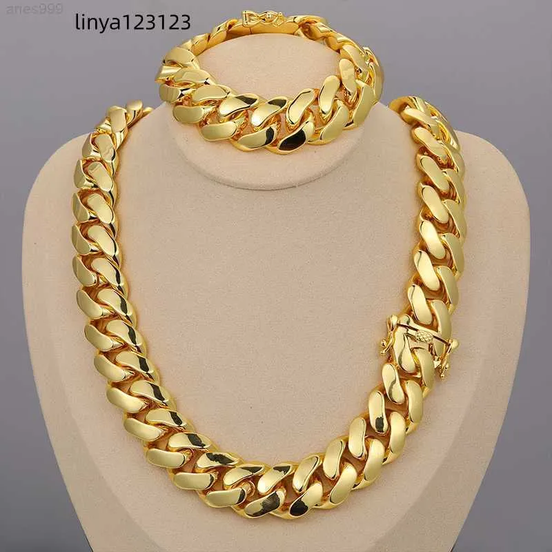 Bijoux hip hop en gros 20 mm luxe 10k 18k 24k réel plaqué Gold Collier de chaîne de liaison cubaine à miami.