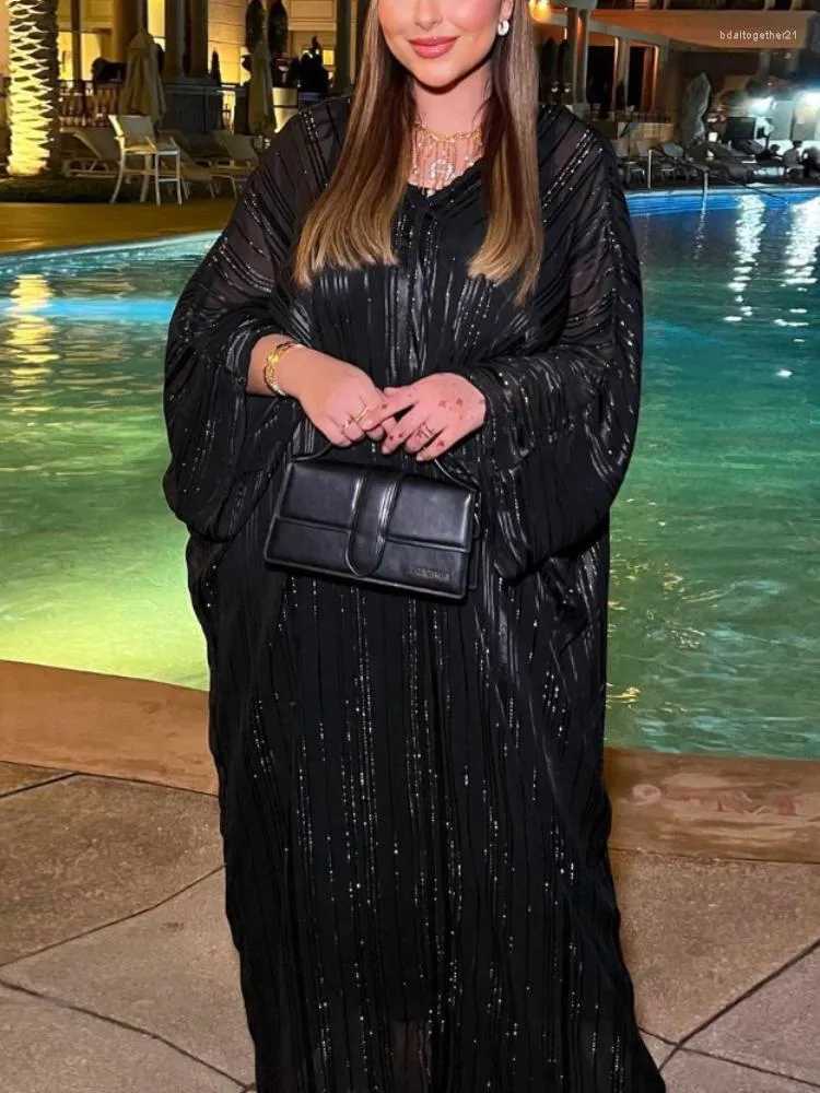 Arbetsklänningar Luxury Sequin Loose Dress Set Black V Neck Glitter Gaze See Through Elegant With Underdress Club Party aftonklänningar