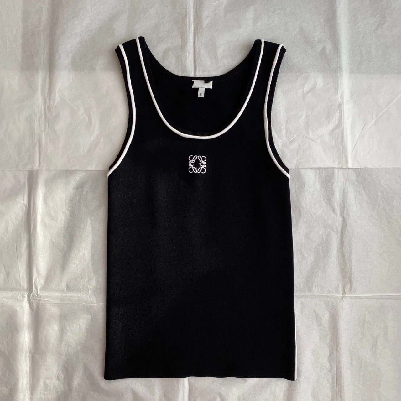 LOGO Embroidered Decoration Tanks Summer Women's Fashion U-Neck Outfit Sexy Tight Hot Girl Casual Vest