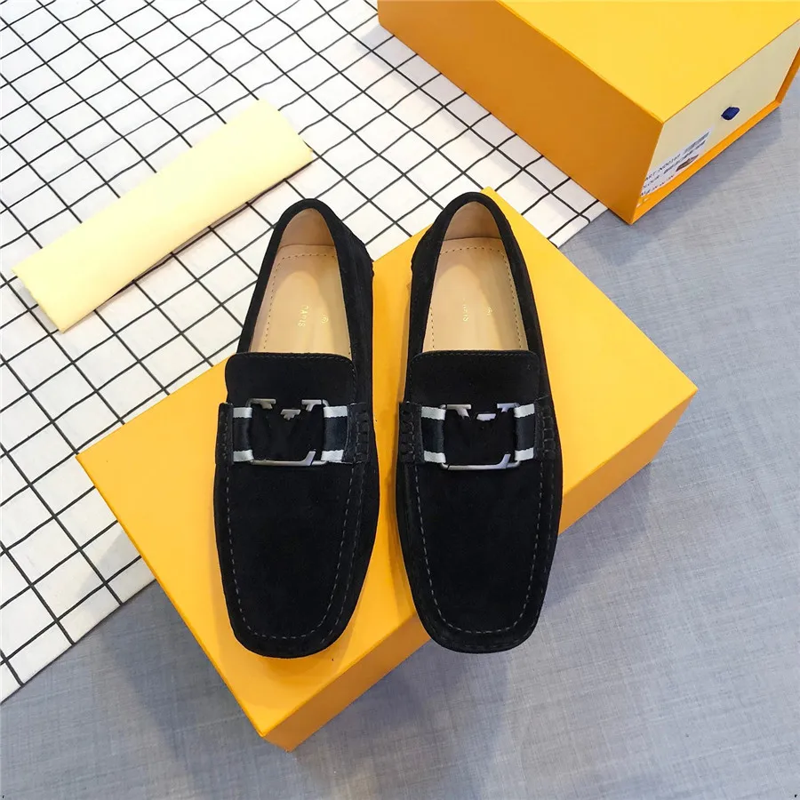 Süet Deri Oxfords Ayakkabı Erkekler İçin Lüks Tasarımcı Erkekler Üzerinde Sıkışçılar Elbise Ayakkabı Ofis Düğün Ayakkabıları Adam Moccasins Siyah