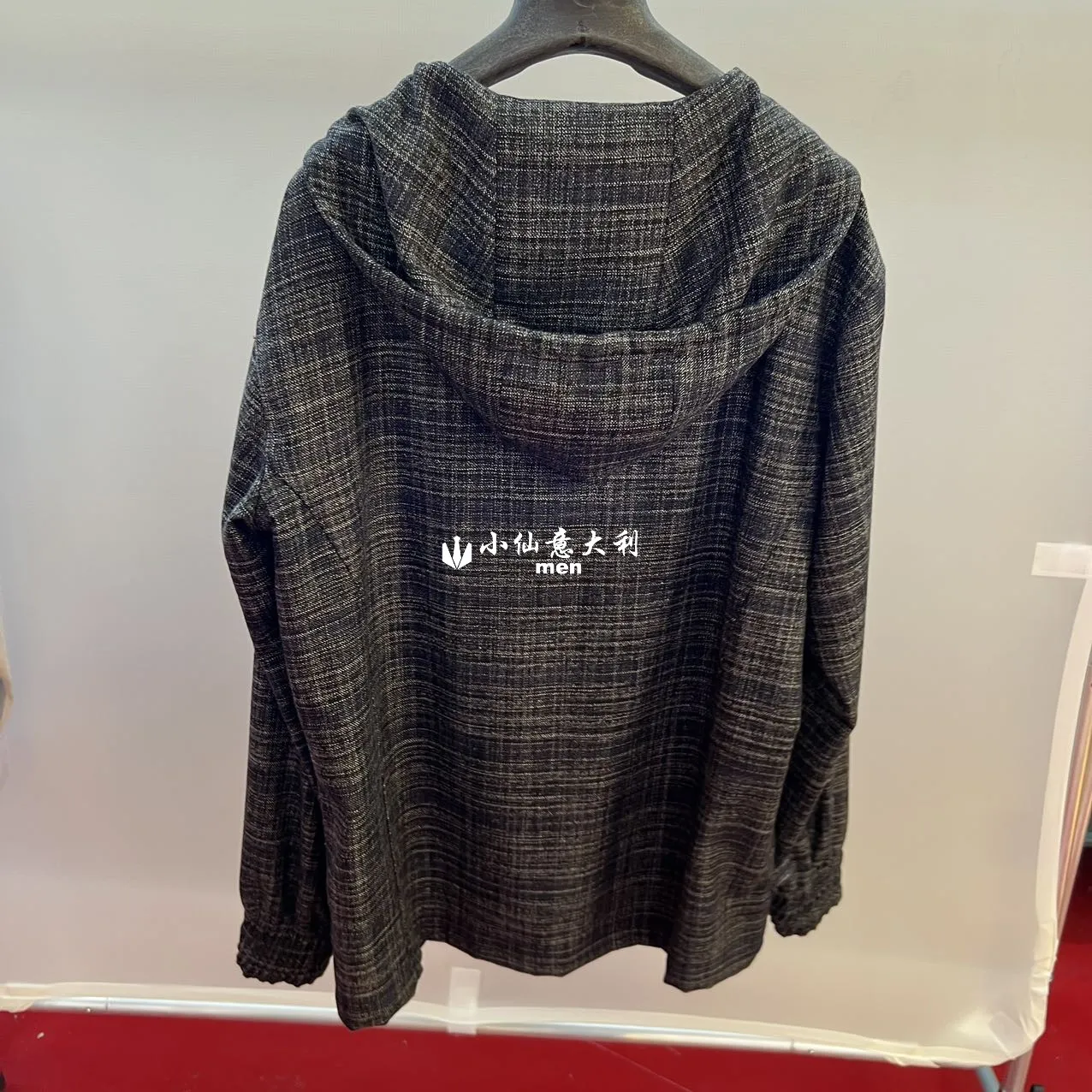 Herren-Kapuzenpullover, Frühlingsmantel aus Kaschmir und Seide