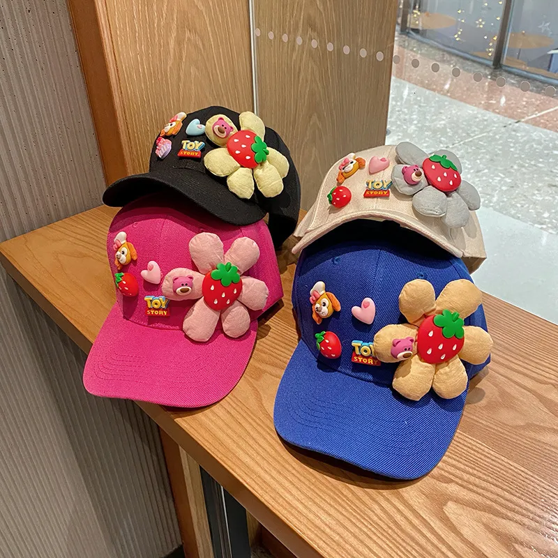 Шарные шапки весна летние дизайнерские шляпы для женщин в корейском стиле ручной душистые шапки мультипликационные карикатуры. Розовые черные белые козырьки 230831