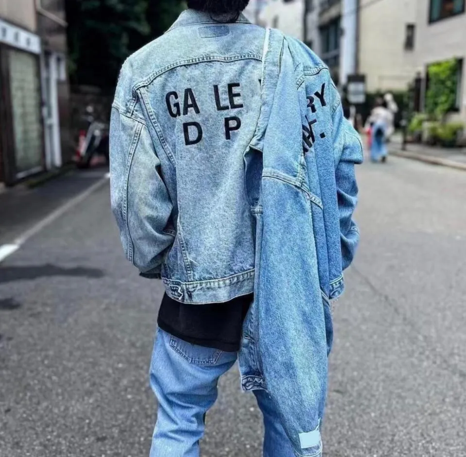 Autumn Winter Mens Denim Jackets broderi Letter Jean Loose Hip Hop Locomotive Coat Outwear Coats US-Size-S-XL