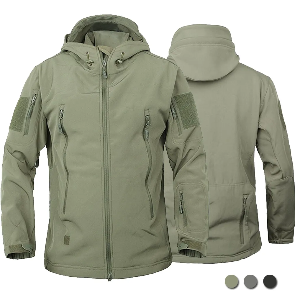 Giacche da uomo Militare Outdoor Uomo Pelle di squalo Soft Shell Giacca a vento tattica impermeabile Giacca da combattimento militare Cappotti bomber con cappuccio da uomo 230831