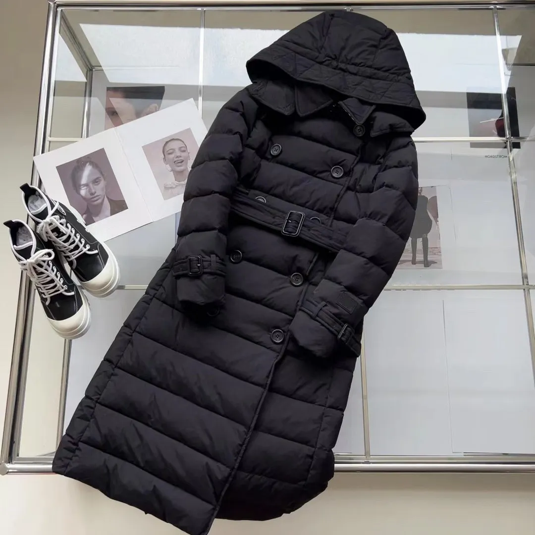 Piumino nero da donna Piumino invernale Parka Cappotti lunghi Giacca a vento Outdoor Spessa qualità Antivento Calore Vita Capispalla Adatto a zone fredde estreme 506