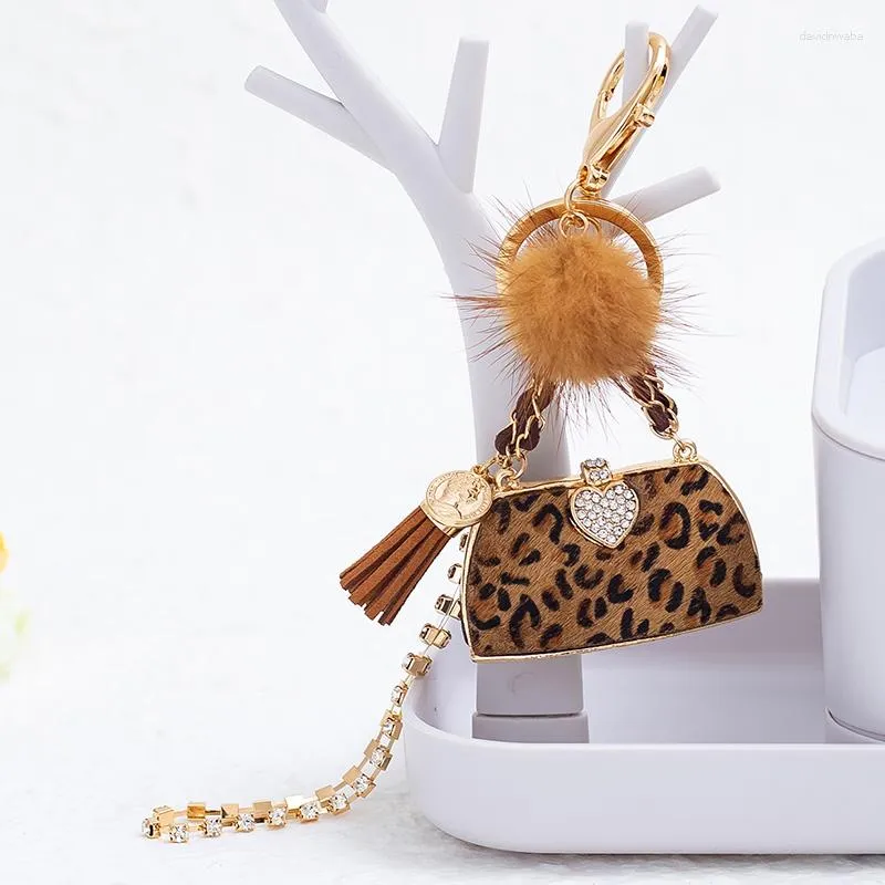 Porte-clés en métal sac de luxe porte-clés en cuir forme femme haut de gamme décoration de charme prend en charge un sceau léopard