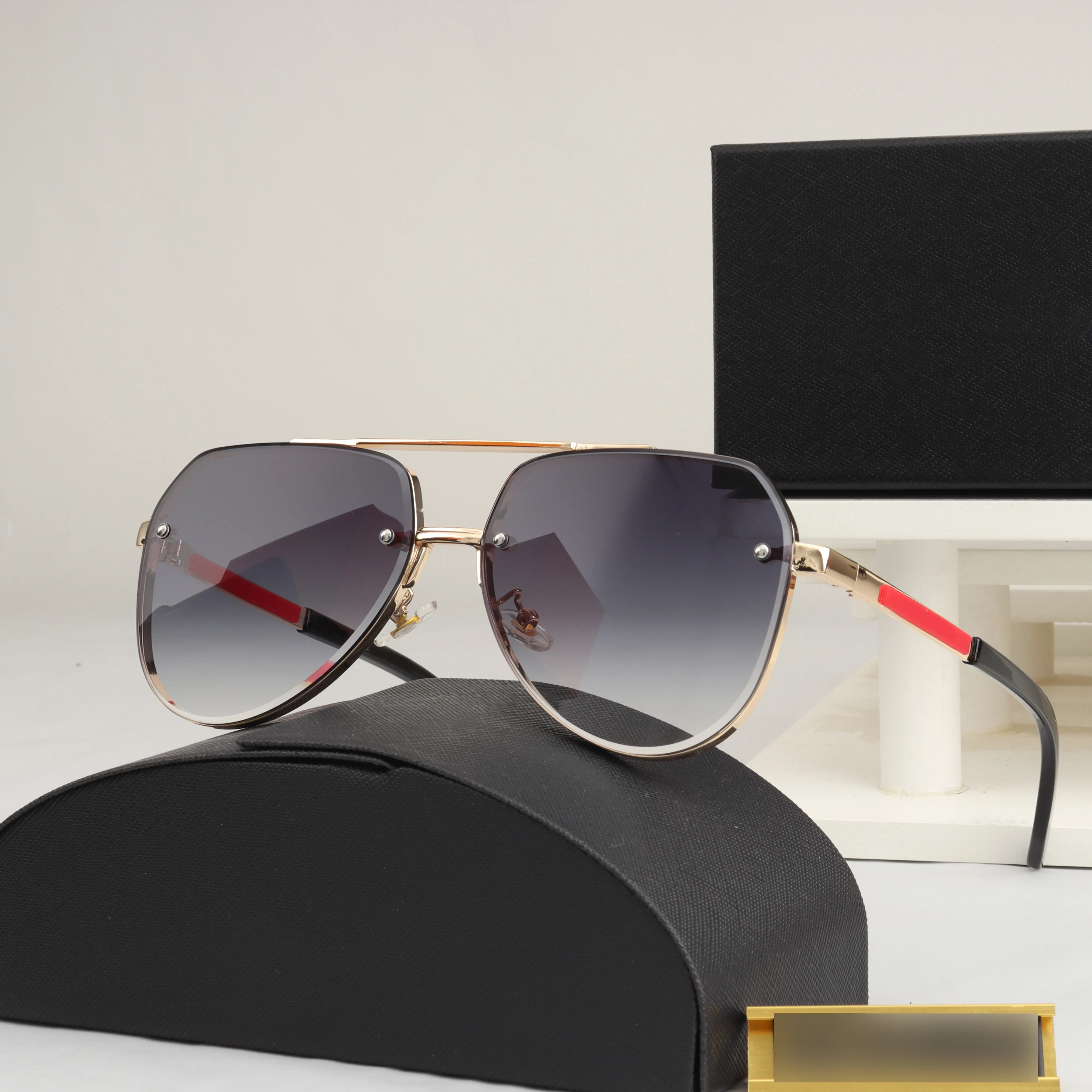 Sunglasses Ladies Designers sun glasses men metal border European and American style lunettes homme fashion designer sunglasses women glasses lunette
