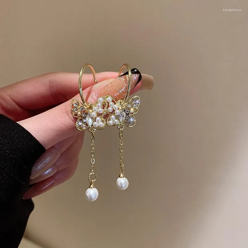 Boucles d'oreilles pendantes tendance pour femme, papillon en cristal, mignon, couleur or, goutte de luxe, perle blanche, mariage pour femmes