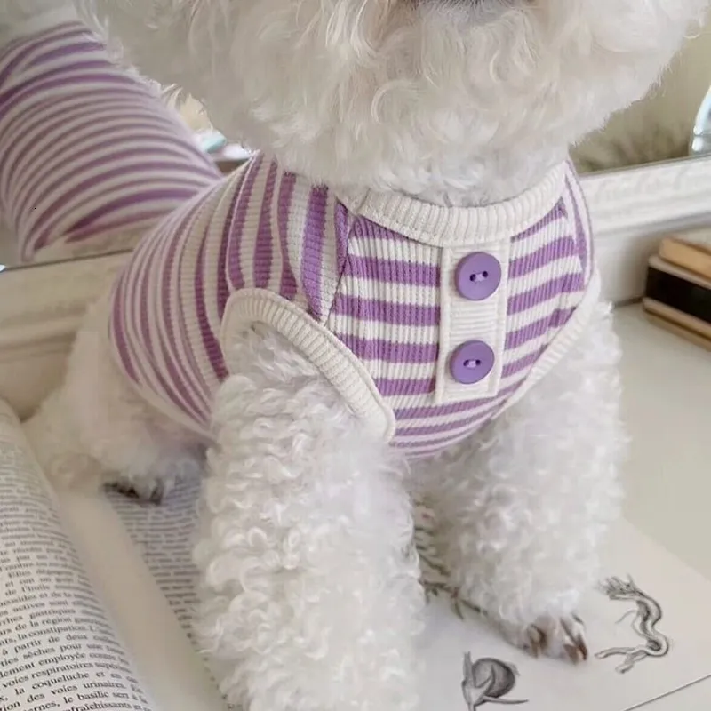 Vêtements de chien Fashion Stripes Boutons Pet Dogs Vêtements Gilet d'été Chiot respirant pour petit moyen tricot bouledogue français 230901