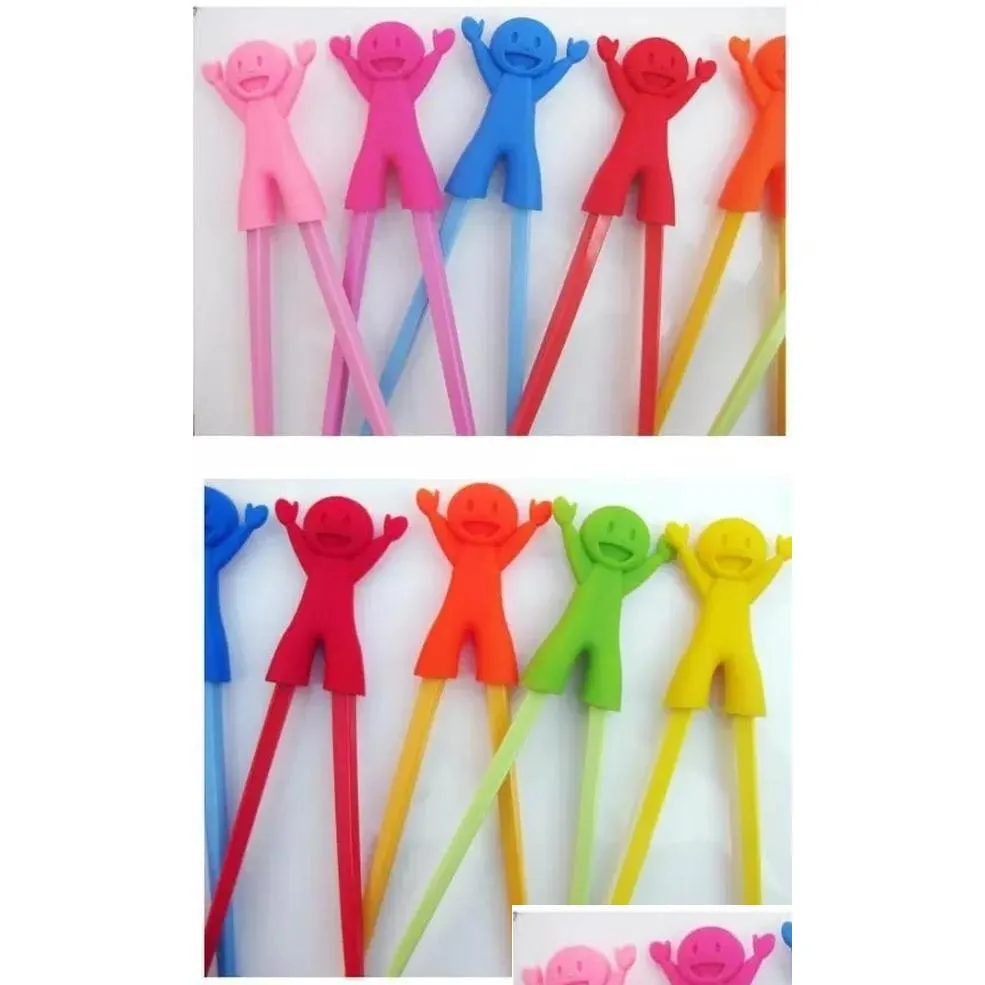 Chopsticks 200pairs Barnplast Barn lär dig hjälper Helper Training Happy Toy Chopstick Fun Baby Spädbarn Nybörjare Drop Delivery Hom DHT0Q