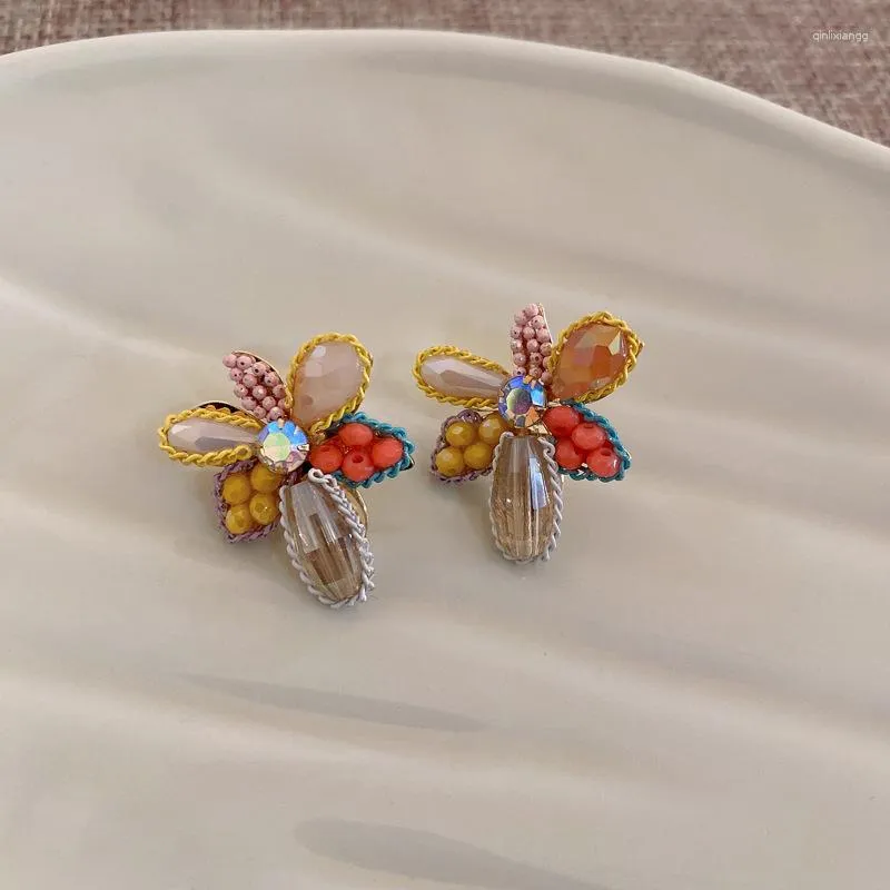 Boucles d'oreilles à clous pour femmes, faites à la main, tempérament doux coréen, fleur jaune en cristal, accessoires de bijoux à la mode, 2023