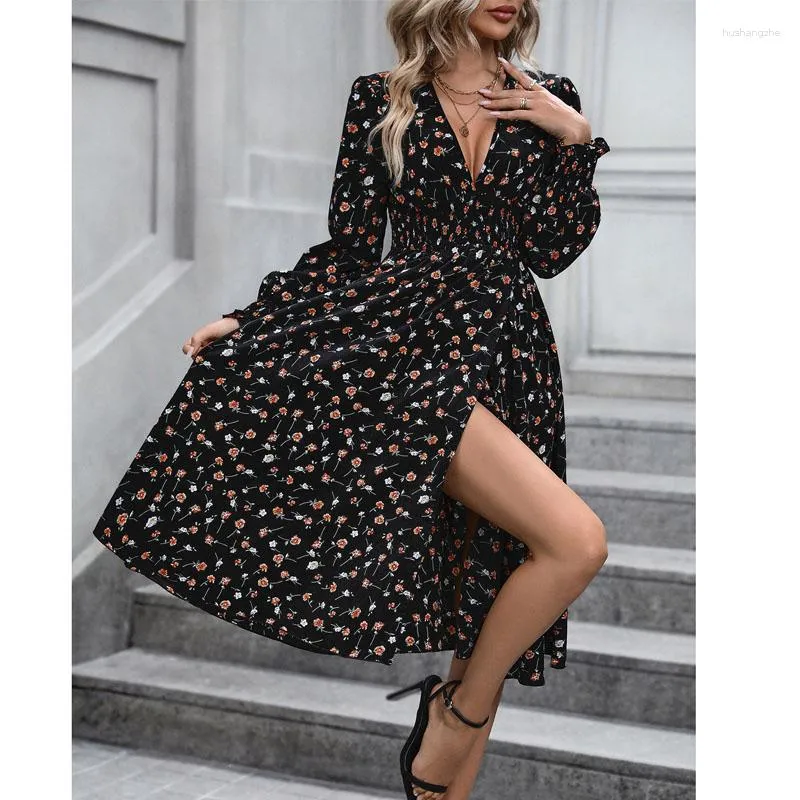 Autumn Long Sleeve Casual Dress with V-Neck High Waist and Peplum Decoration Mid-Calf Length Autumn Long Sleeve Casual Dress with V-Neck High Waist and Peplum Decoration Mid-Calf Length