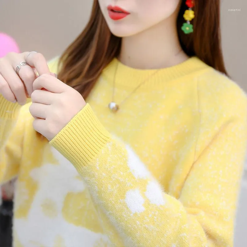 Women's Sweaters Winter Thick Mink Velvet Christmas Leisure Self-cultivation Temperament Loose Hedging Elk Sweater