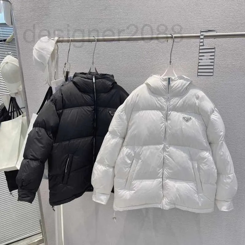 Women's Down Down Parkas Designer 2023 Zima Nowa luksusowa moda Trójkąt Mała etykieta 90 White Goose Kurtka ciepła płaszcz KXA5