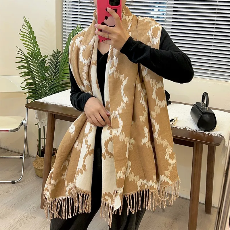 Women Brand Cashmere Designer Scarves Lady's وشاح للنساء الطويلات الحجم 180 × 65 سم هدية