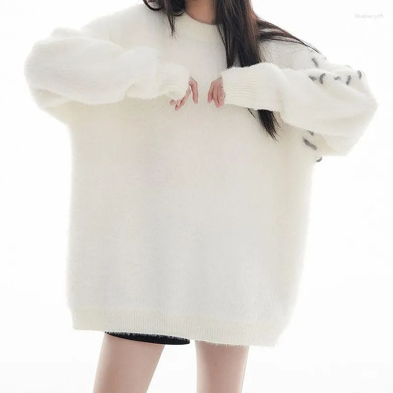 Damenpullover, lockerer weißer Nerz-Samt, Übergröße, verdickendes Frauen-Seil-Threading-Design, modische, einzigartige O-Ausschnitt-koreanische Pullover
