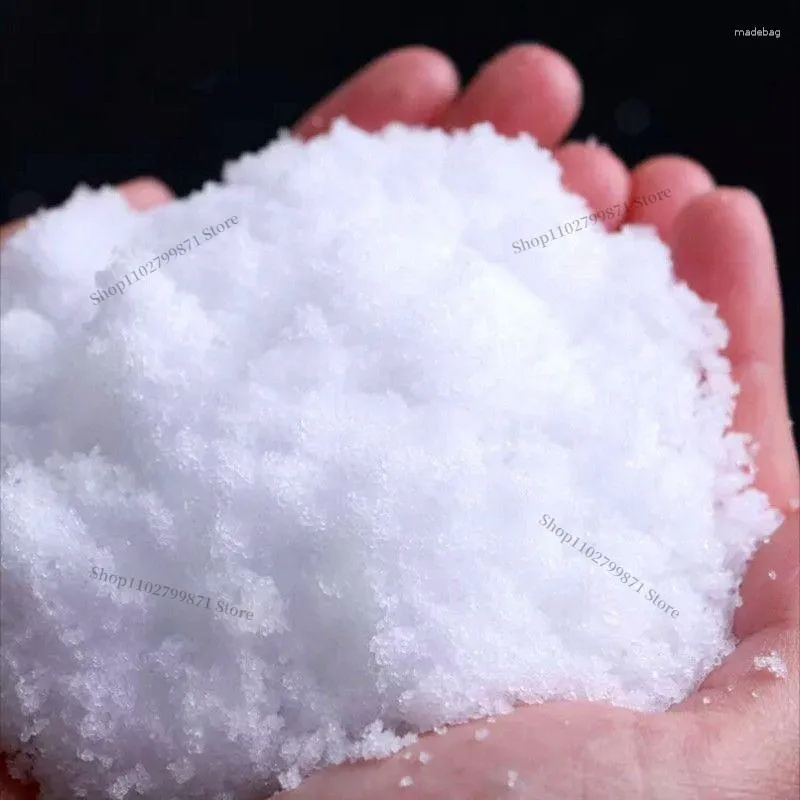 Weihnachtsdekorationen 100g Fake Magic Instant Snow Künstliche Schneeflocken Natriumpolyacrylat DIY