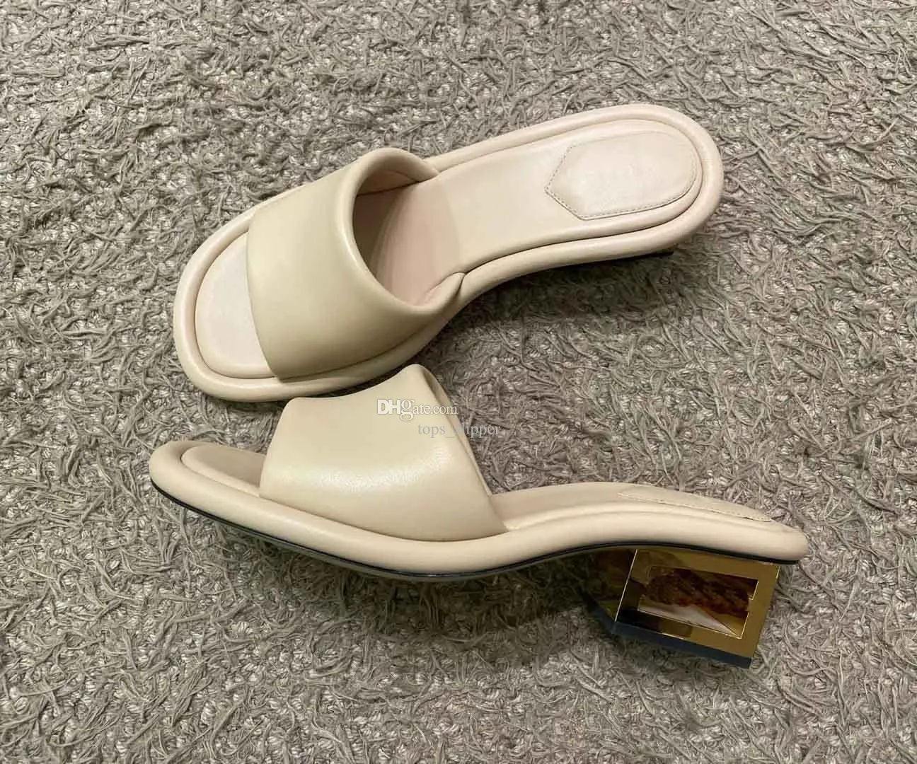 Lässige Damen-Slipper-Sandale aus Baguette-Nappaleder, Pantoletten-Sandalen mit Metalllogo, Damen-Breitband-Sandalen mit skulpturalen Absätzen aus Metall und Flip-Flop, 35–43 Box