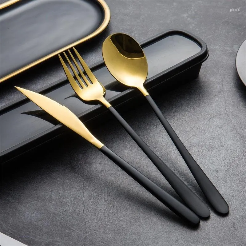 Set di stoviglie Set da 3 pezzi di scatola cucchiaio forchetta coltello stoviglie portatili cena tavolo da pranzo posate occidentali nere