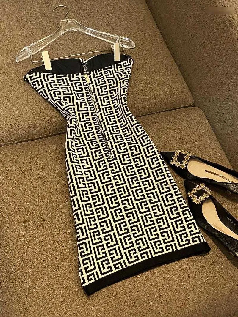 Günlük elbiseler yaz seksi sargı göğüs bandaj elbise rayon jakard örgü moda bodycon kolless vintage kulüp ünlü partifz9u